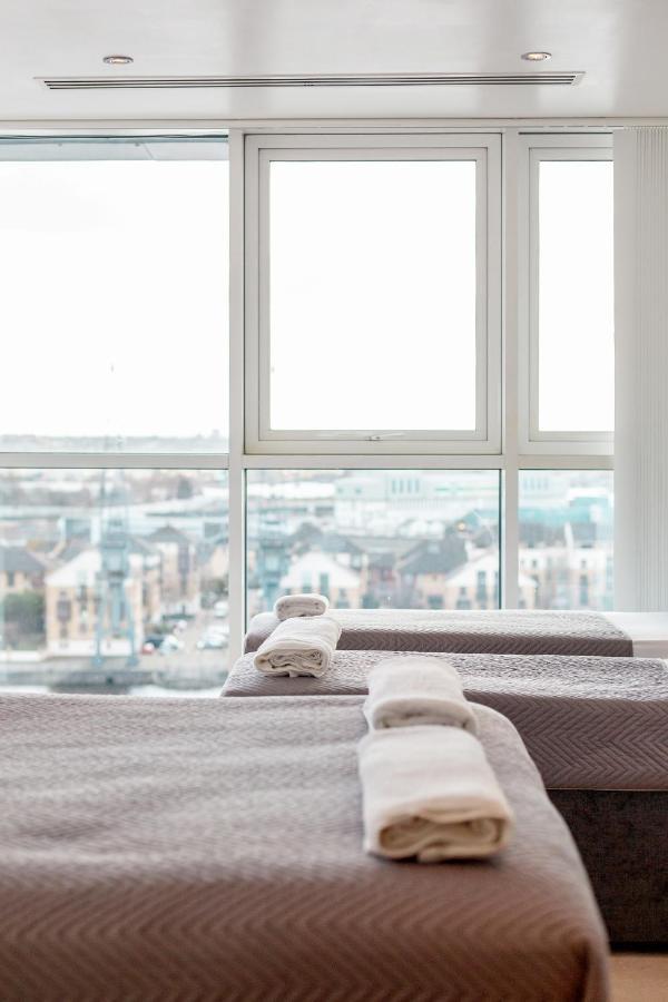 Premium Excel 3 & 2 Bedrooms London Eksteriør bilde